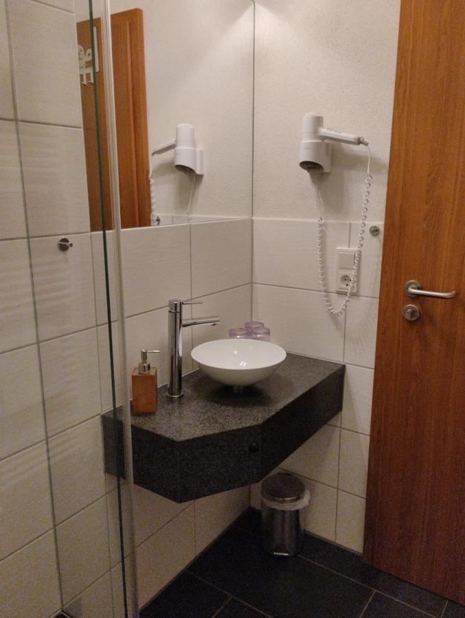 Hotel & Restaurant Bruehler Hof Wintrich Zewnętrze zdjęcie