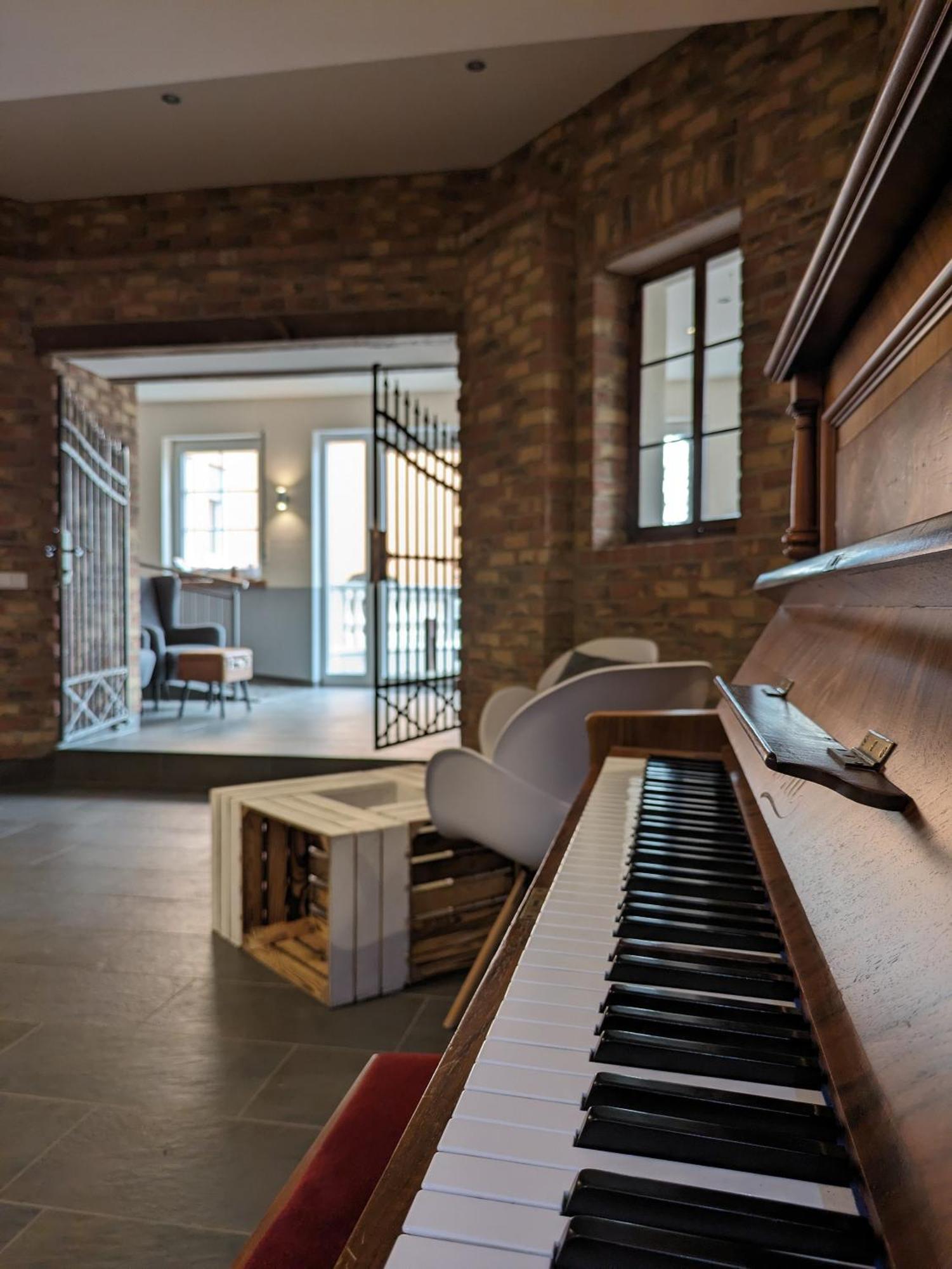 Hotel & Restaurant Bruehler Hof Wintrich Zewnętrze zdjęcie